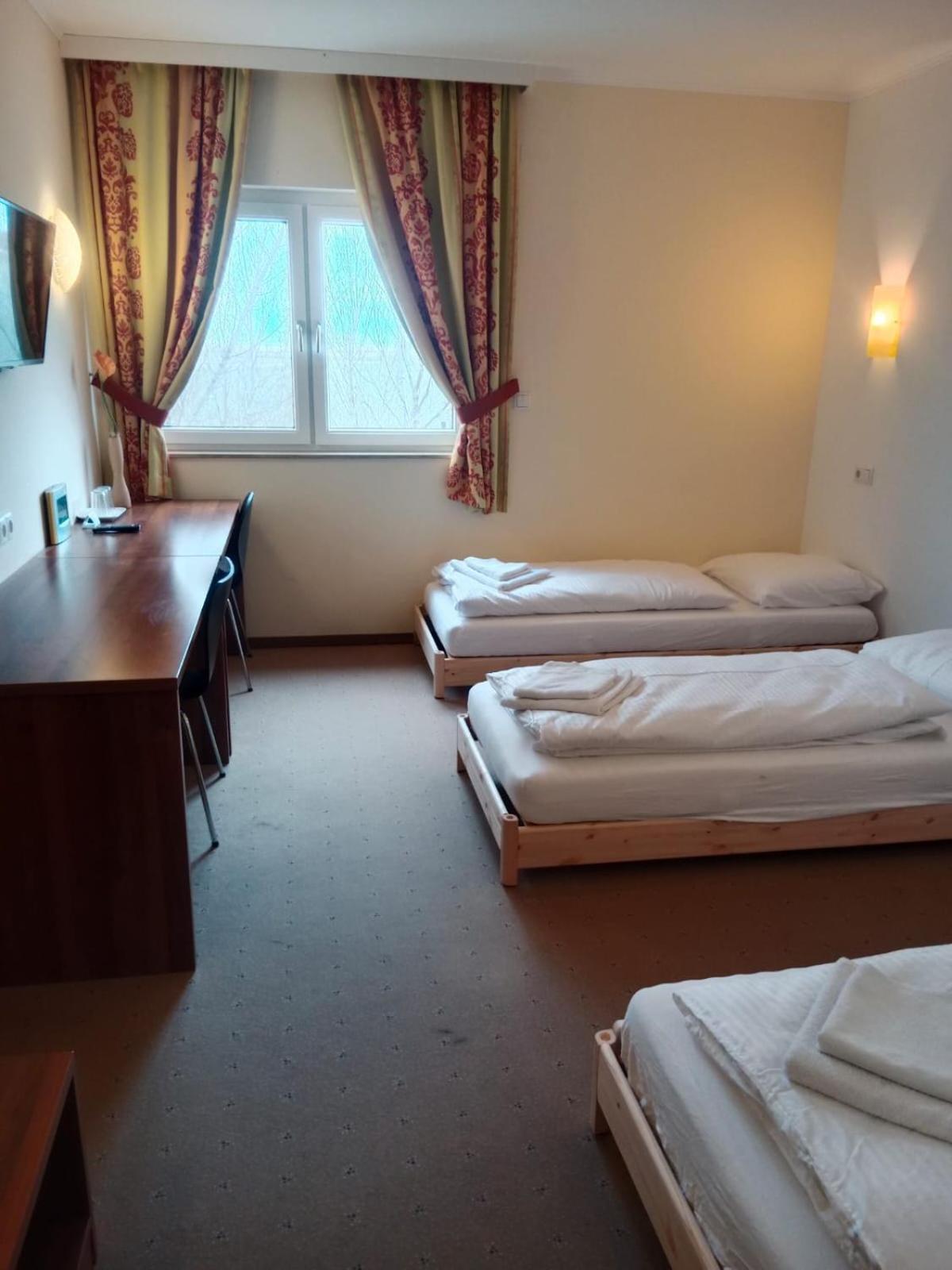 Hotel Weinland Donnerskirchen Esterno foto