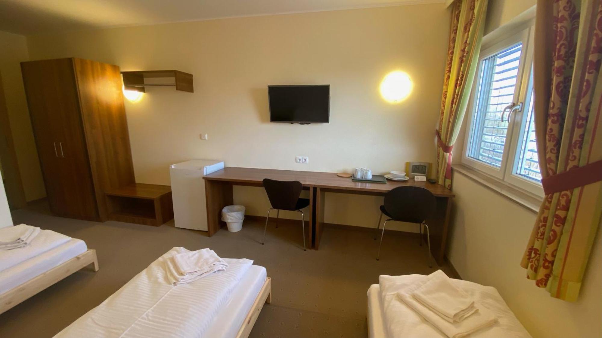 Hotel Weinland Donnerskirchen Esterno foto