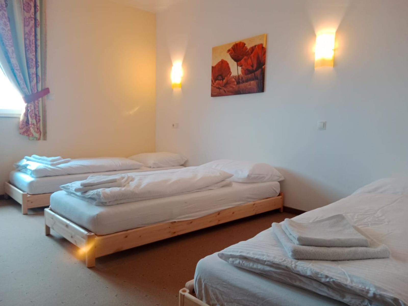Hotel Weinland Donnerskirchen Esterno foto