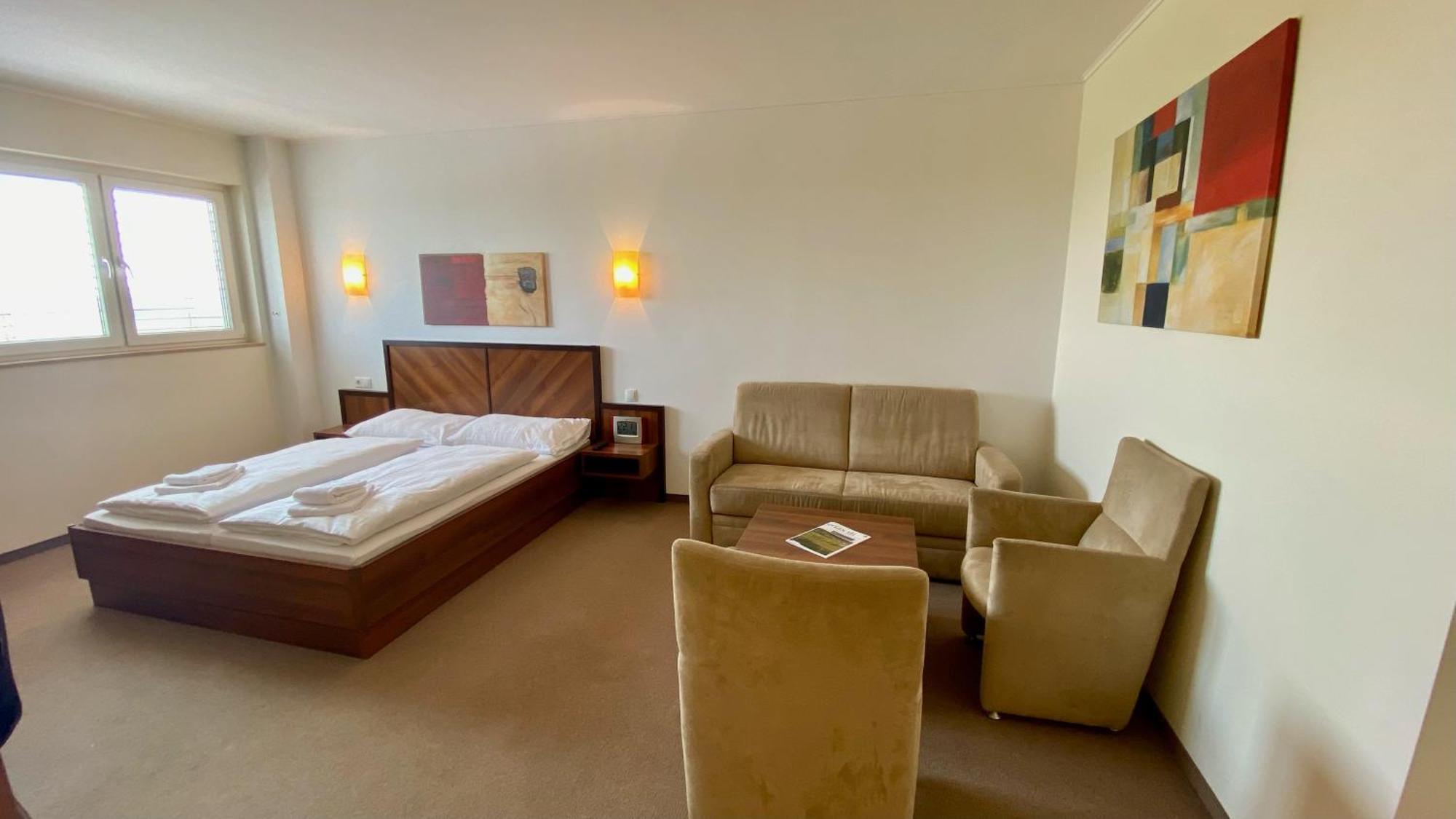 Hotel Weinland Donnerskirchen Esterno foto